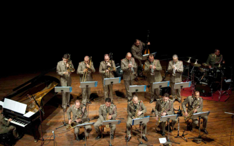 Big Band della Banda dell'Esercito Italiano in collaborazione con il Saint Louis College of Music di Roma