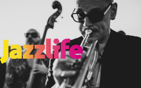 Durante Umbria Jazz 2024, al Cinema Méliès un ciclo di proiezioni gratuite di Jazzlife. Scopri tutte le puntate e i concerti di Jazzlife!