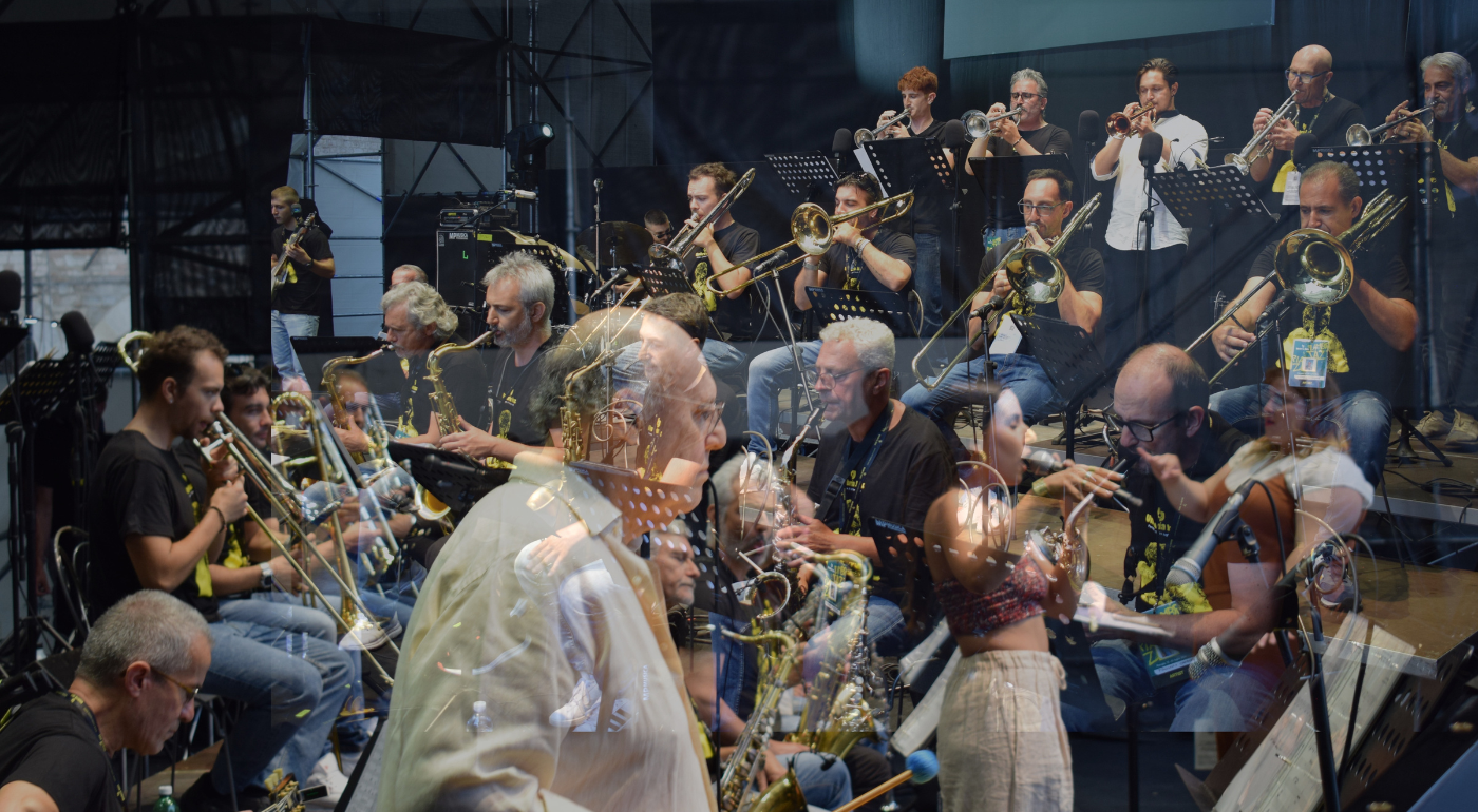 Tribunal Mist Jazz Band